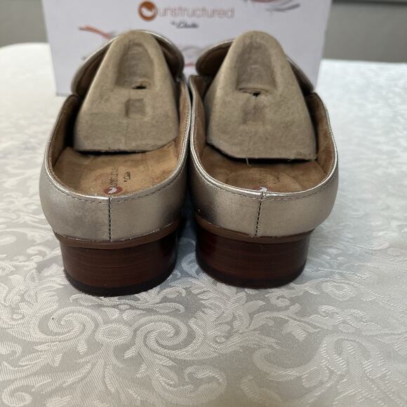 NEW Clarks Women 9M Keesha Donna Gold Metallic Leather Slip On Open Back Mules - Picture 4 of 9